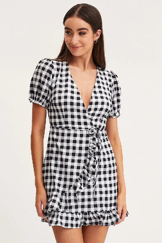 Check Wrap Dress Short Sleeve